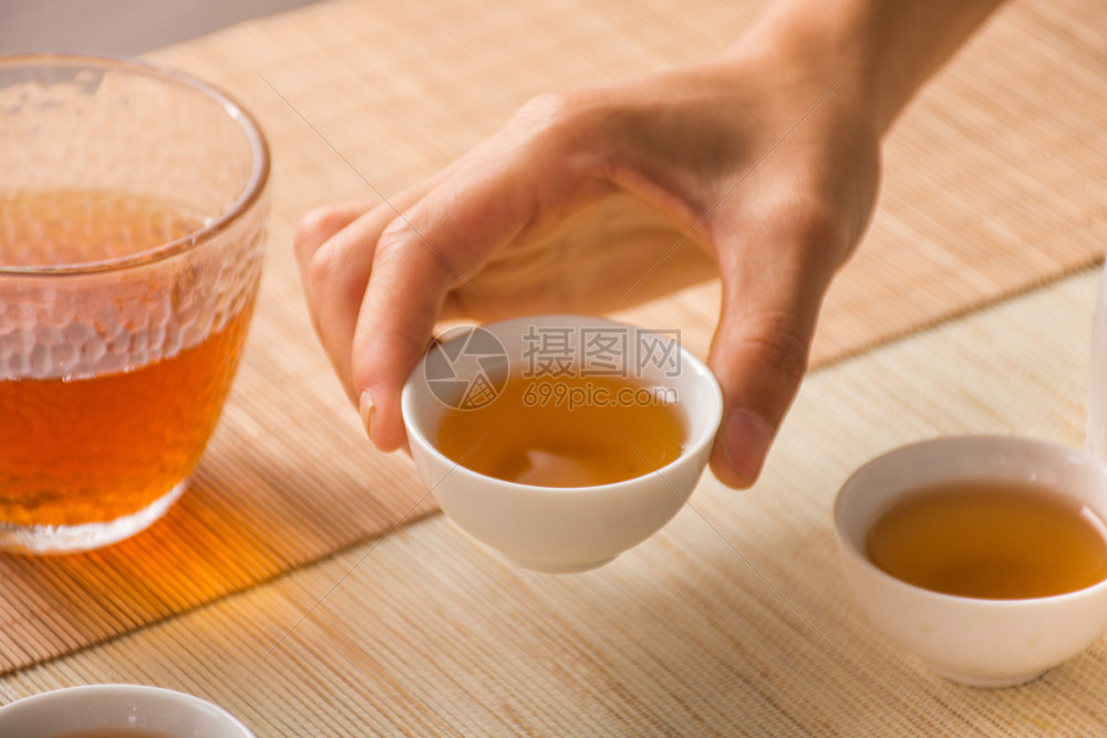 孕期适量饮茶，母子同享茶香益处